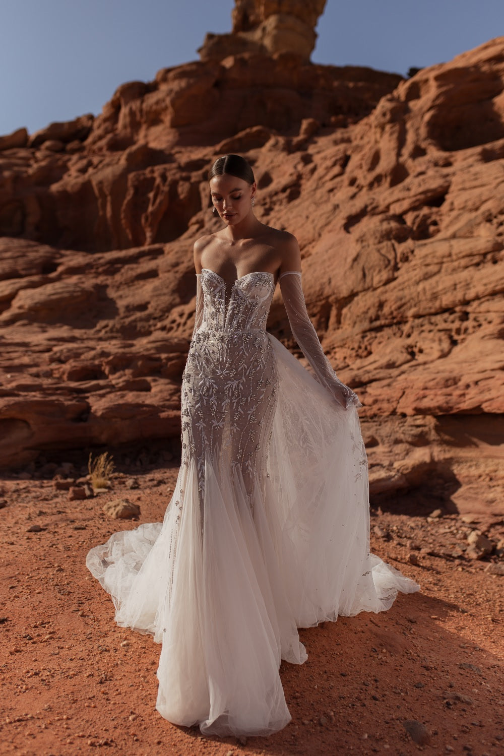 Giselle #2616 – Julie Vino Wedding Dress with Skirt & Veil