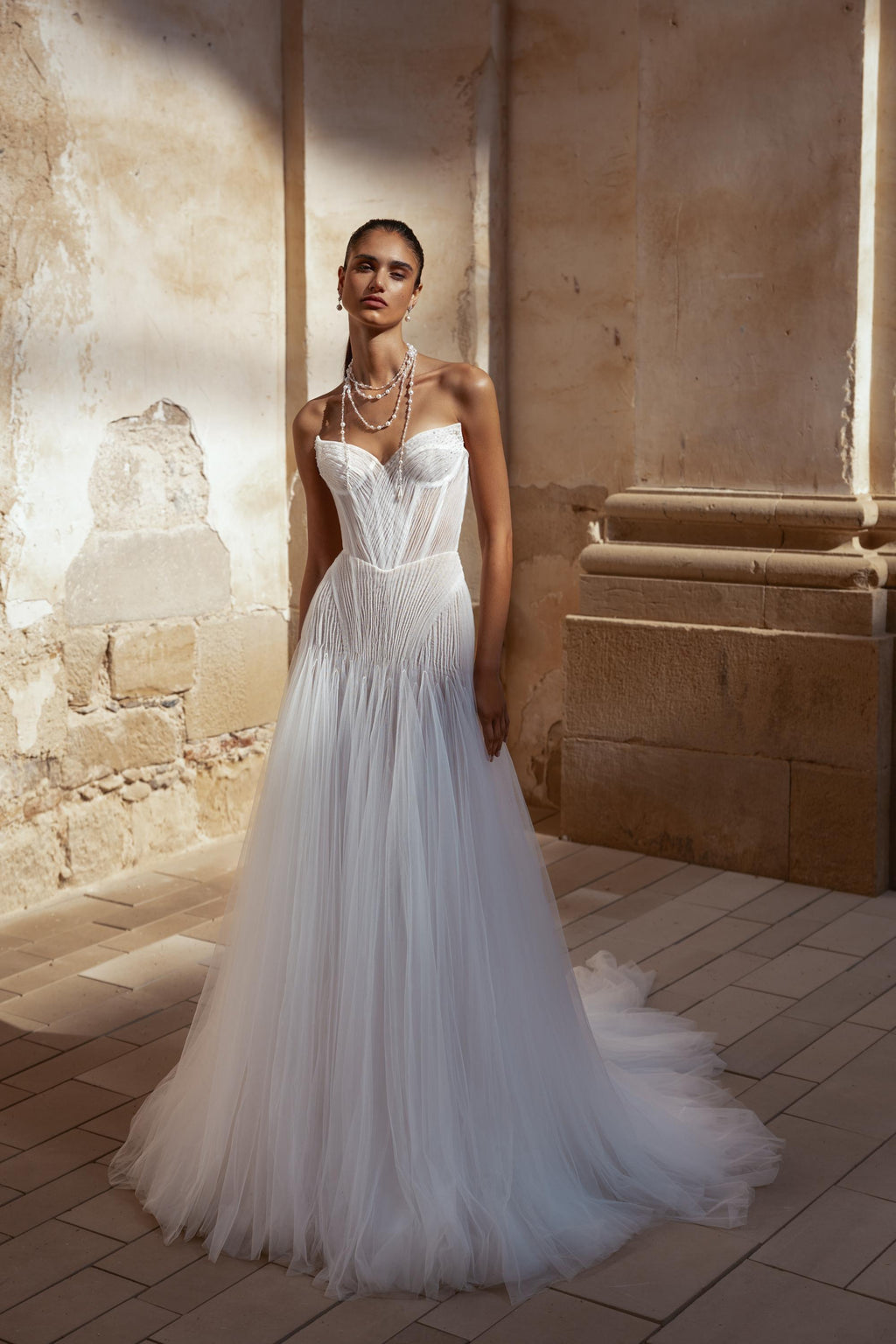 Gianna #2657 – Romanzo by Julie Vino Wedding Dress