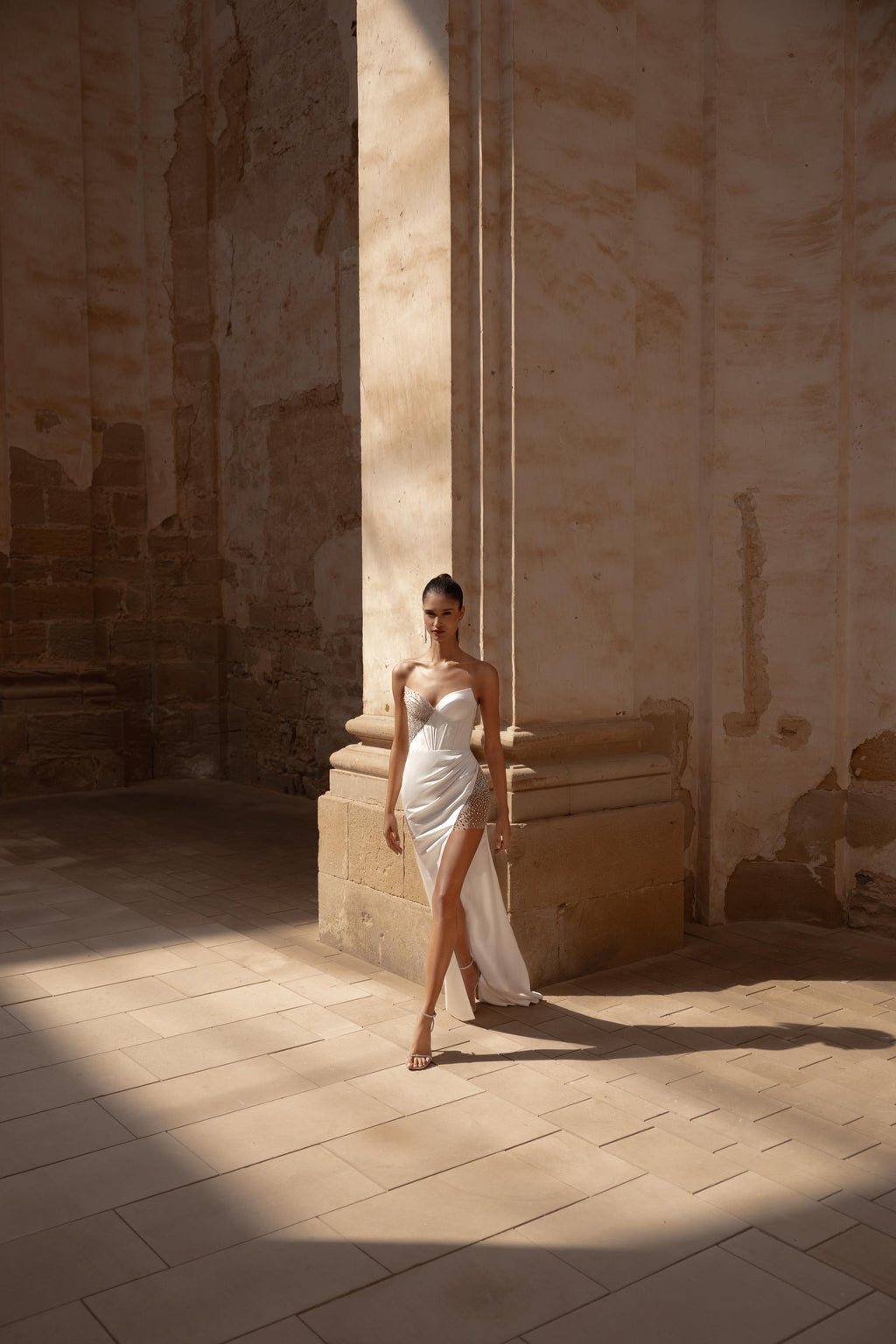 Selena #2660 – Romanzo by Julie Vino Wedding Dress