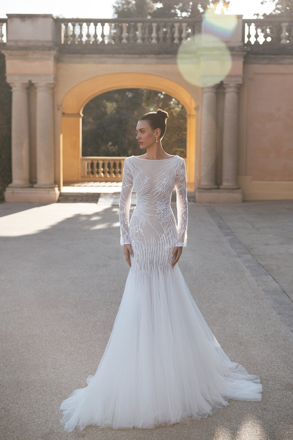Lola #2705 – Julie Vino Wedding Dress