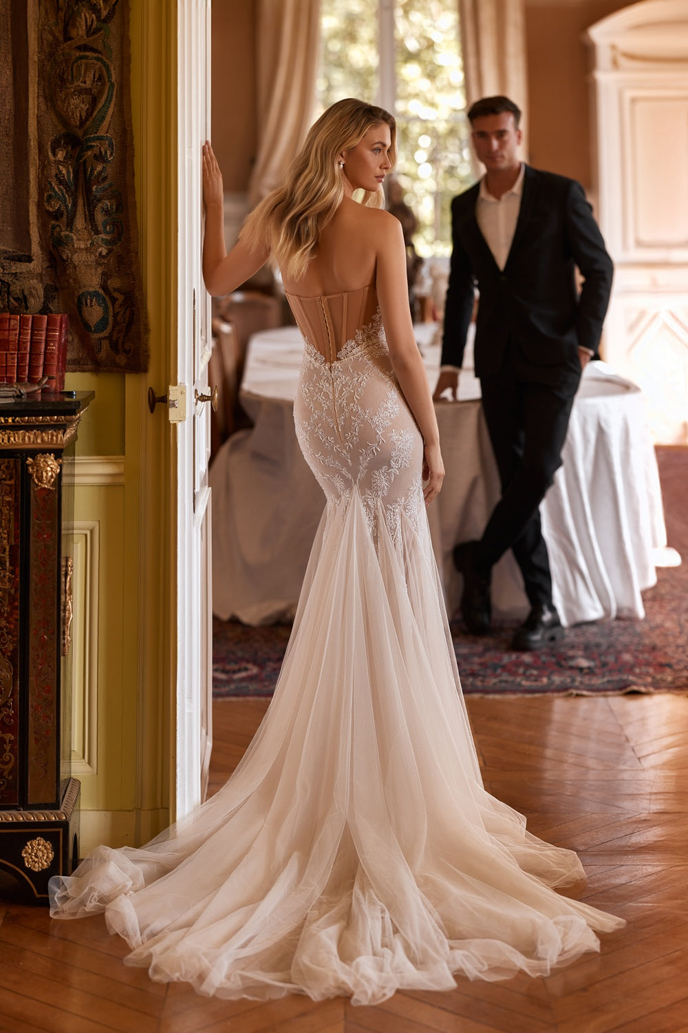 Denise #2951 – Julie Vino Romanzo Wedding Dress