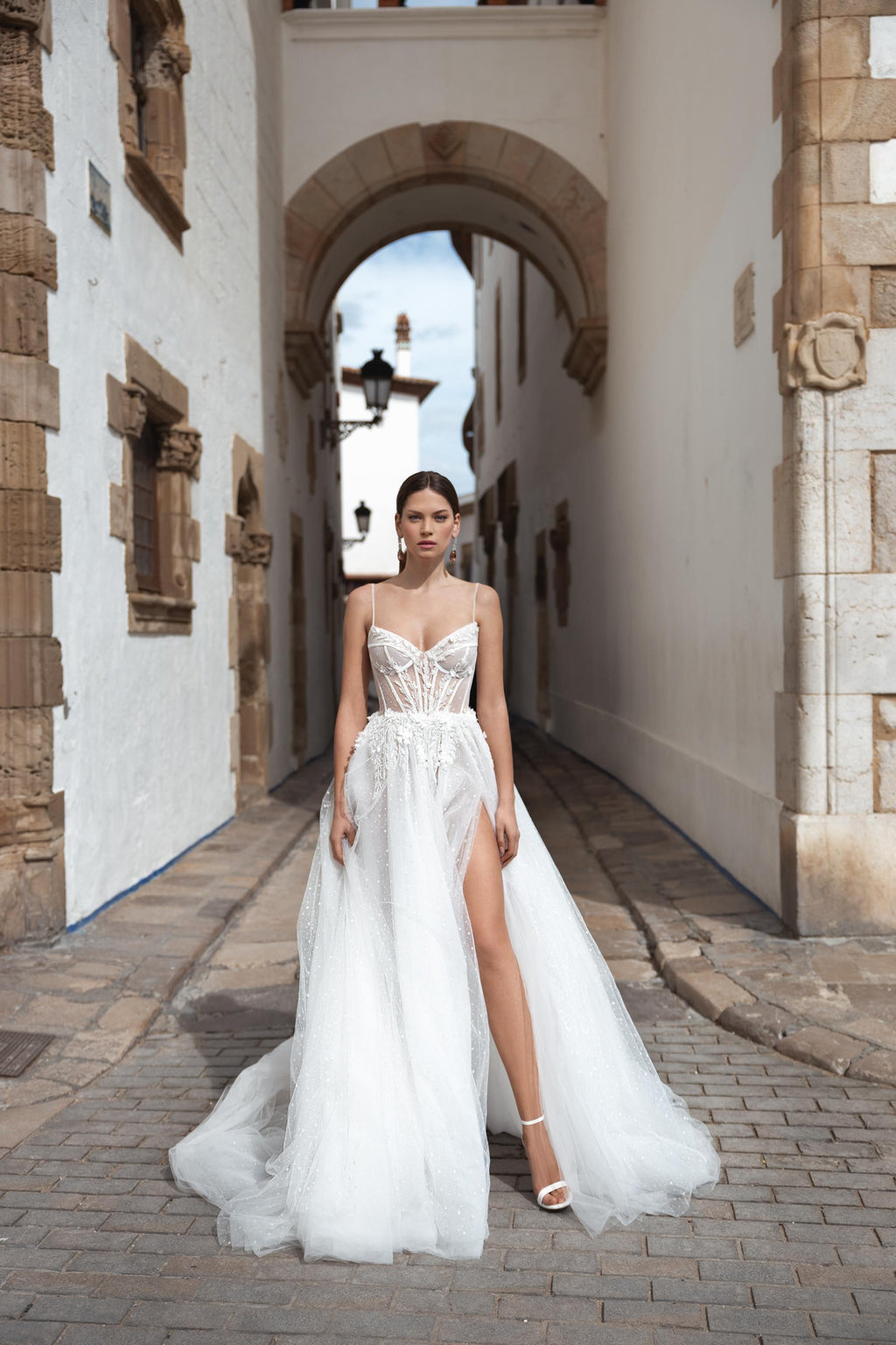 Kennedy MB25-4 – Mimosa by Julie Vino Wedding Dress