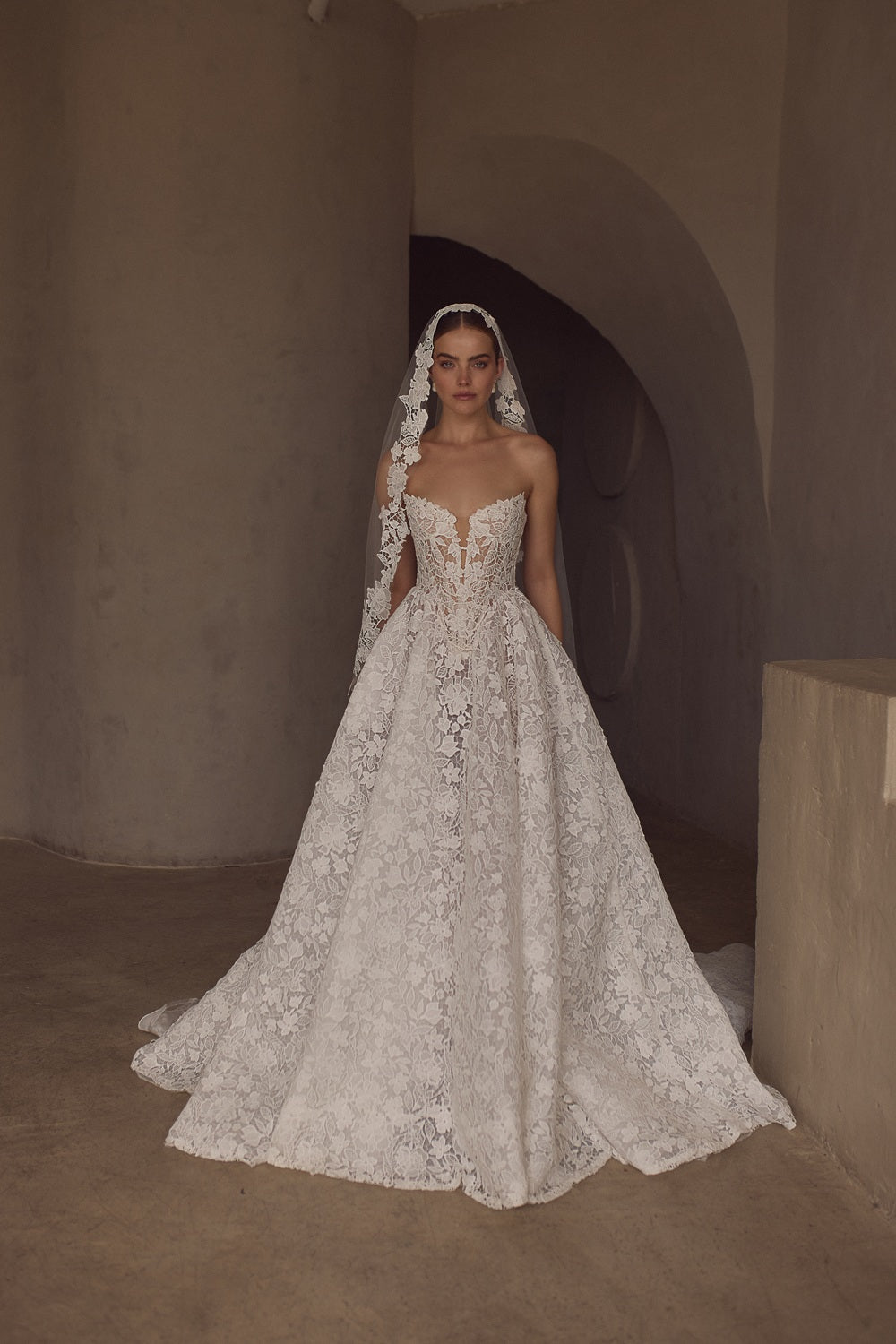 Amaya MB27-5 L'amour Mimosa by Julie Vino
