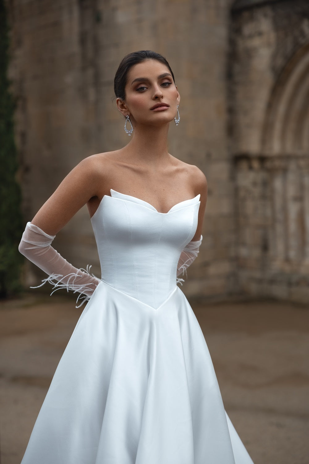 Charlotte PR25-1 – Pure by Julie Vino 2025 Wedding Dress