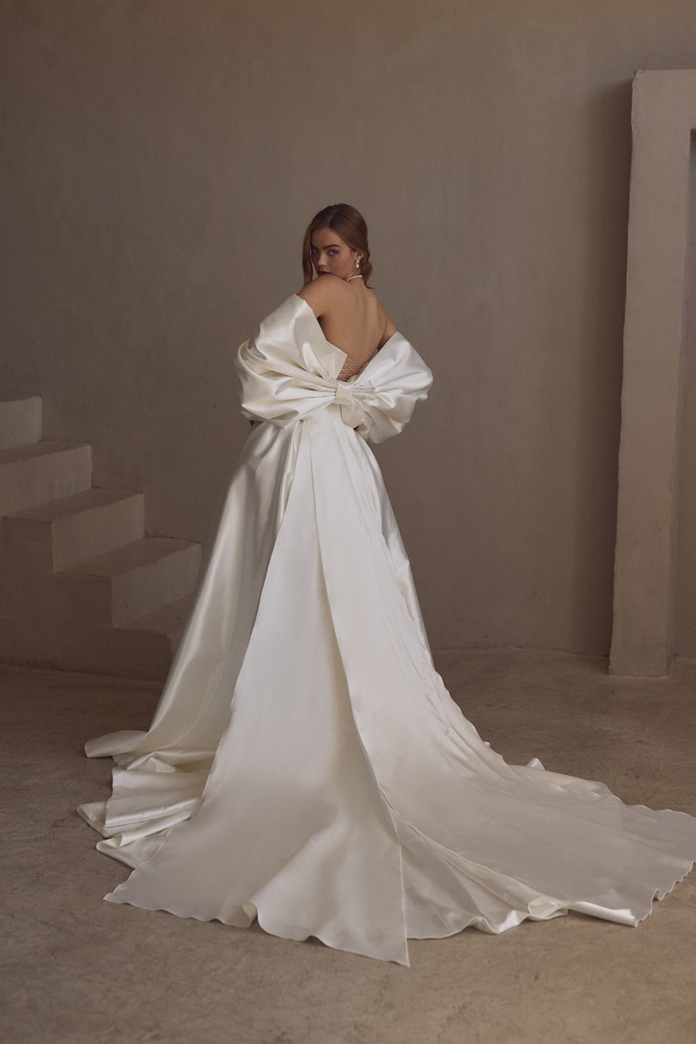 Salma PR27-10 White Symphony Pure by Julie Vino