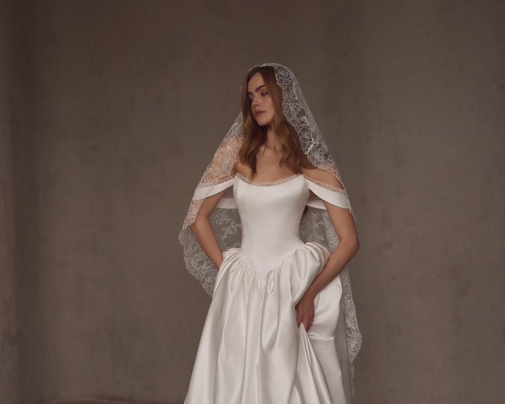 Carolina PR27-1 White Symphony Pure by Julie Vino