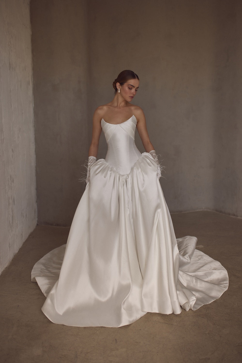 Tessa PR27-2 White Symphony Pure by Julie Vino