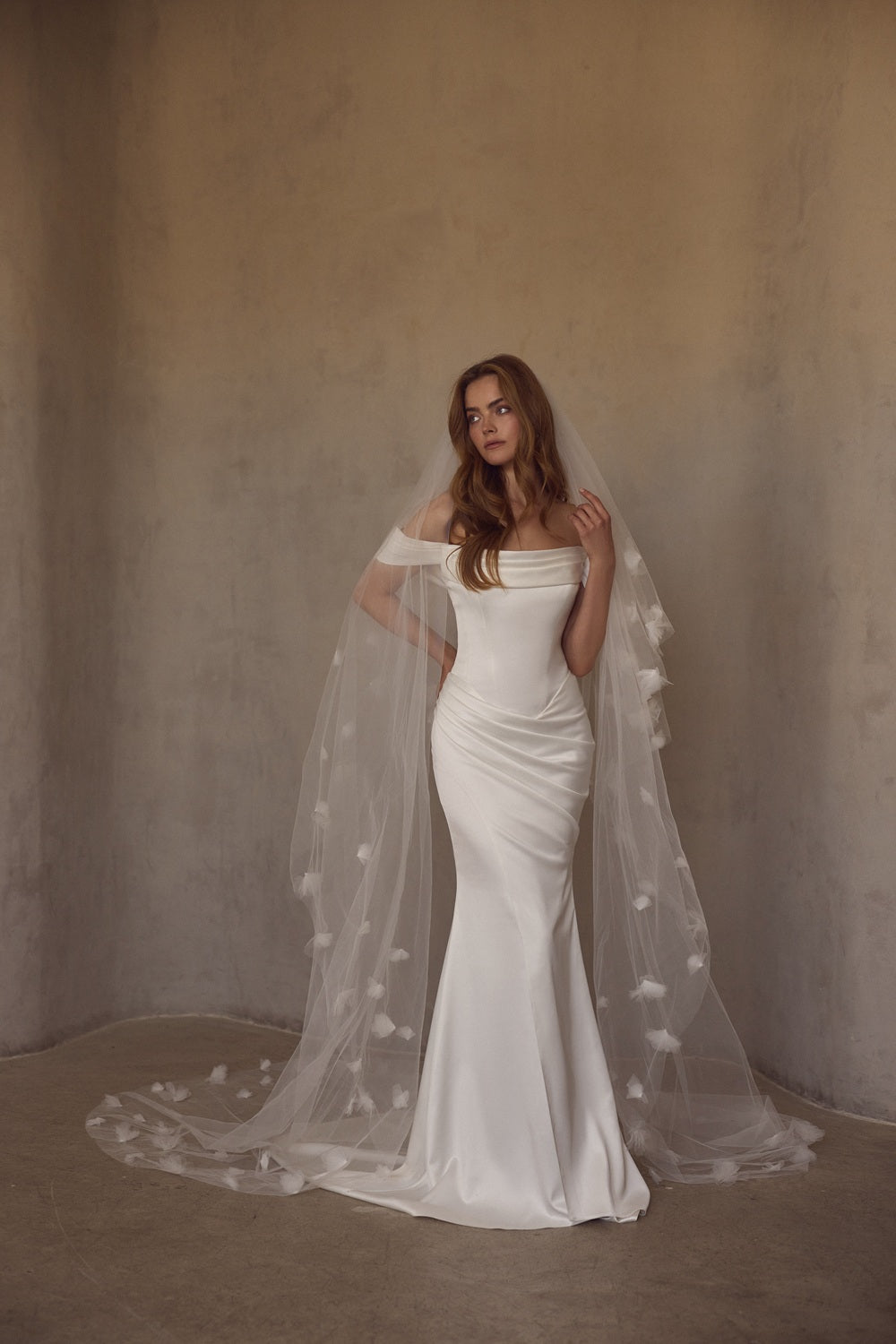 Amara PR27-4 White Symphony Pure by Julie Vino