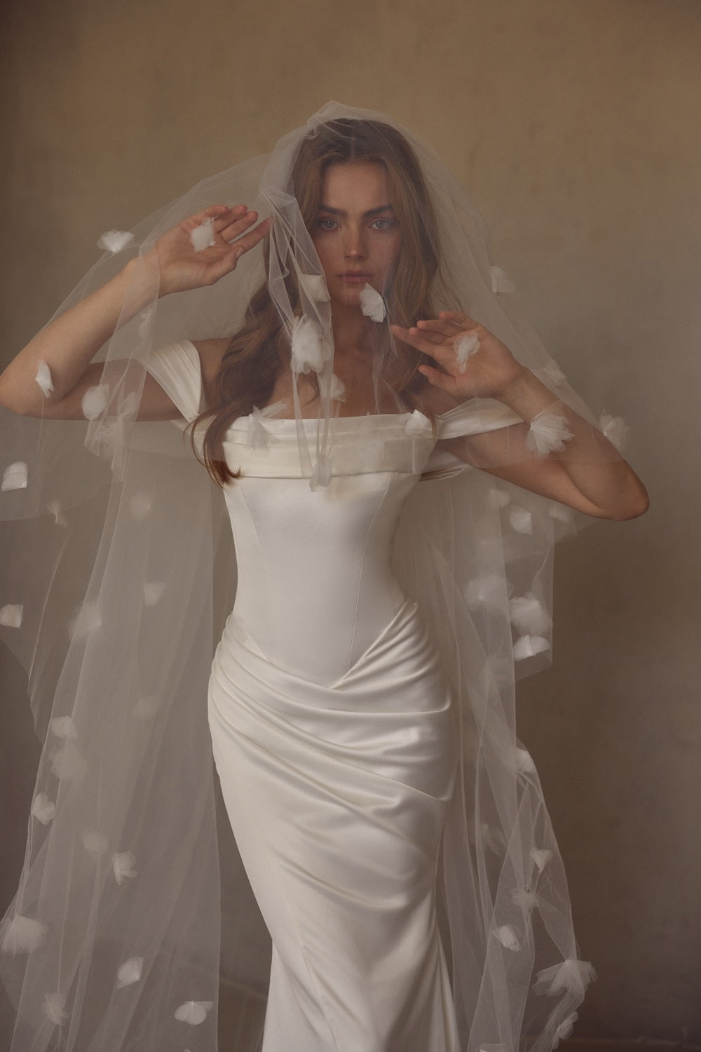 Amara PR27-4 White Symphony Pure by Julie Vino