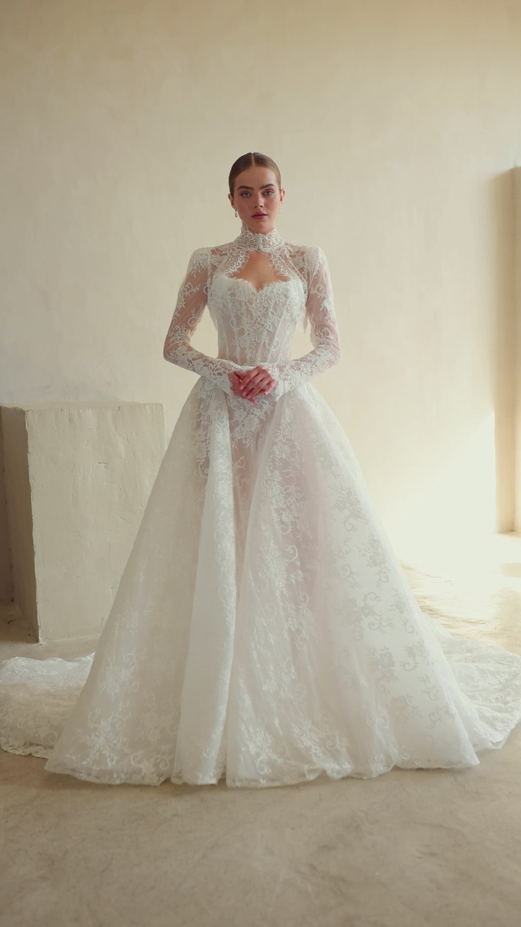 Hana MB27-6 L'amour Mimosa by Julie Vino