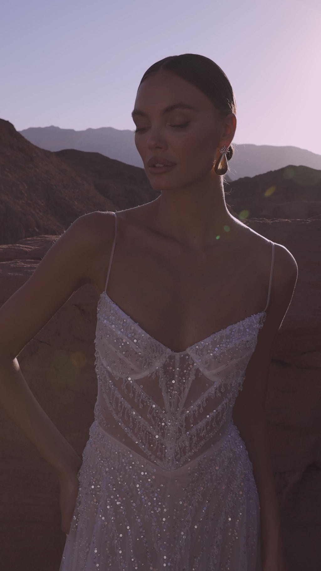Marchela #2607 – Julie Vino Wedding Dress