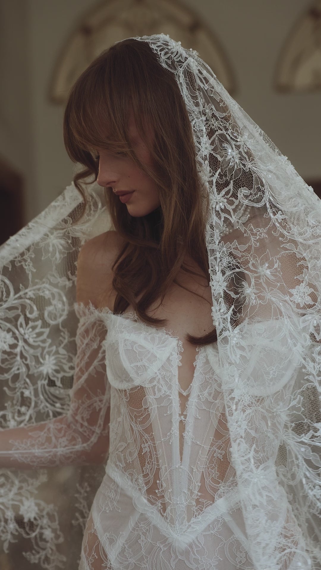 Izzy #MB26-28 – Julie Vino Mimosa Wedding Dress