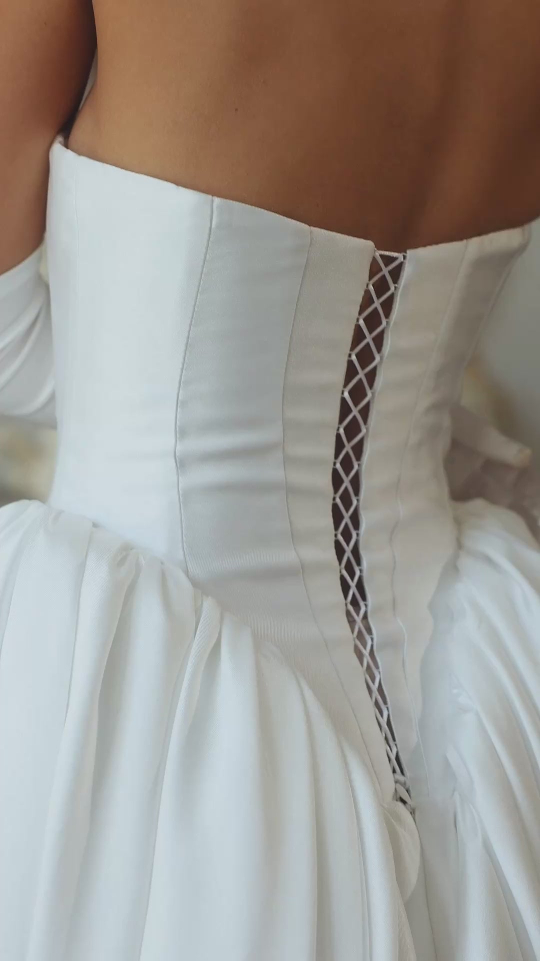 Noa PR26-24 – Pure by Julie Vino 2026 Wedding Dress